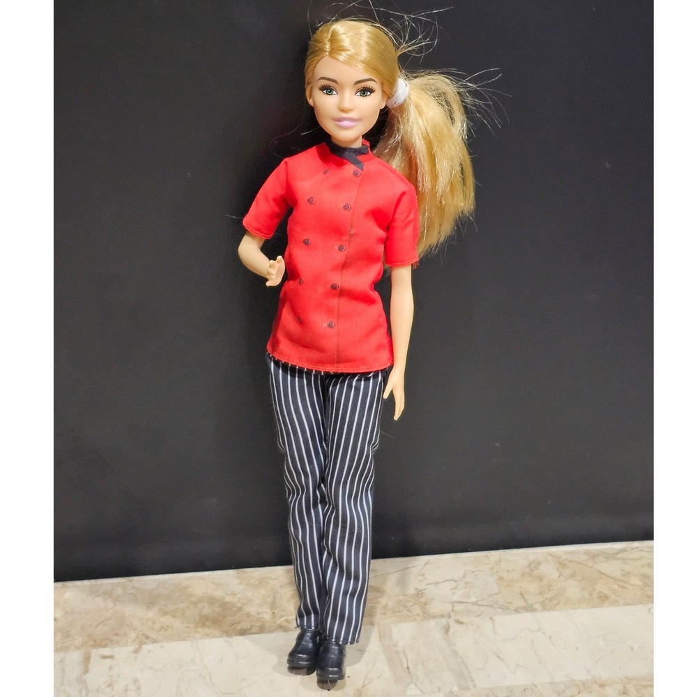 Mattel Barbie Career Chef Doll FXN99‎ Blonde Green Eyes Red Coat Pinstripe Pants